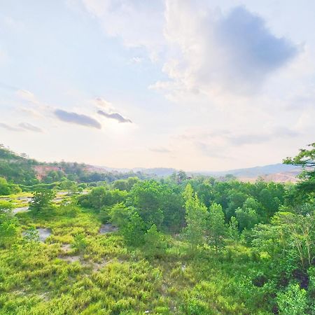 Klia Lili Residensi 5 Plus 2 Pax With Splendid Pool Nilai Εξωτερικό φωτογραφία